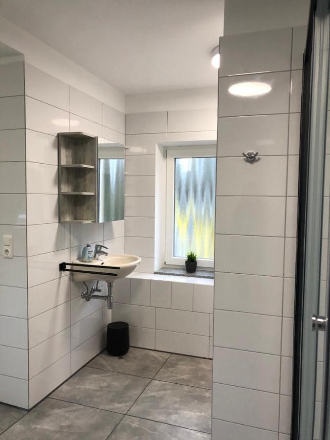 Dachgeschosswohnung Mit Seeblick Ahrensbok Extérieur photo