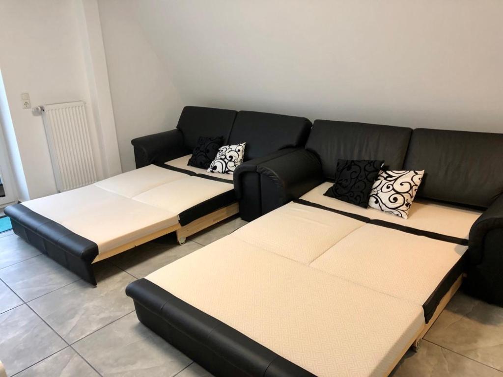 Dachgeschosswohnung Mit Seeblick Ahrensbok Extérieur photo